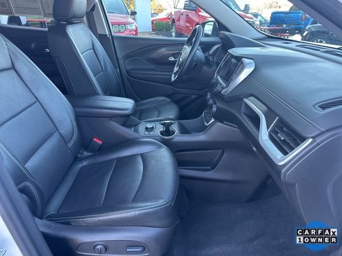 Used 2024 GMC Terrain SLT image 55