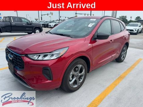Used 2023 Ford Escape ST-Line AWD/4WD image 1