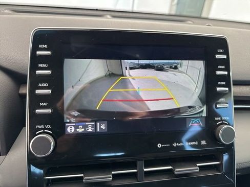 Used 2021 Toyota Avalon Limited image 28