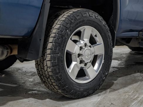 Used 2016 GMC Sierra 2500 Denali w/ Duramax Plus Package AWD/4WD image 58