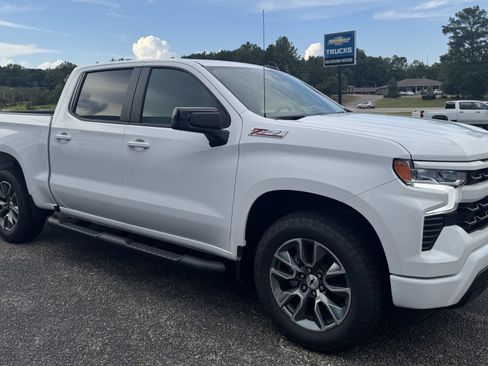 New 2026 Chevrolet Silverado 1500 RST w/ Convenience Package II AWD/4WD image 4