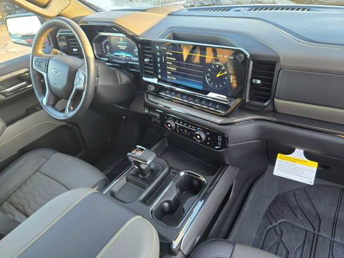 Certified 2024 Chevrolet Silverado 1500 ZR2 w/ Technology Package image 10