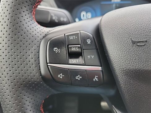 Certified 2023 Ford Escape ST-Line Select w/ Tech Pack #2 image 15