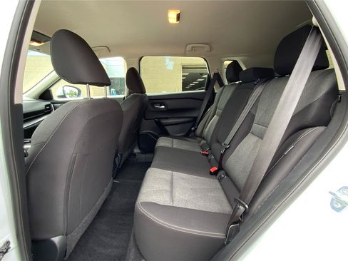 Used 2025 Nissan Rogue SV AWD/4WD image 11