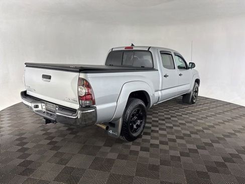 Used 2012 Toyota Tacoma 4x4 Double Cab w/ SR5 Pkg image 5
