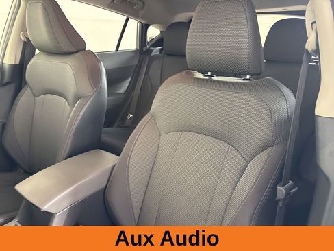Used 2024 Subaru Crosstrek 2.0i Premium image 10