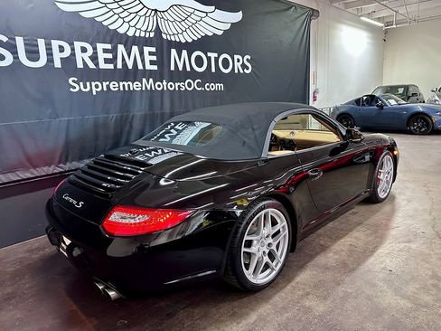 Used 2011 Porsche 911 Carrera S image 11