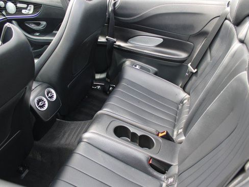 Used 2018 Mercedes-Benz E 400 4MATIC Cabriolet image 37