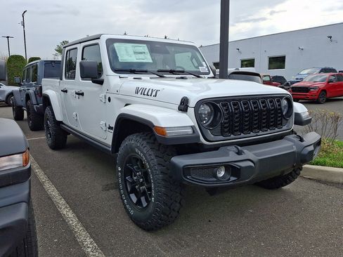 New 2026 Jeep Gladiator Sport AWD/4WD image 3