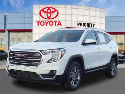 Used 2024 GMC Terrain SLT