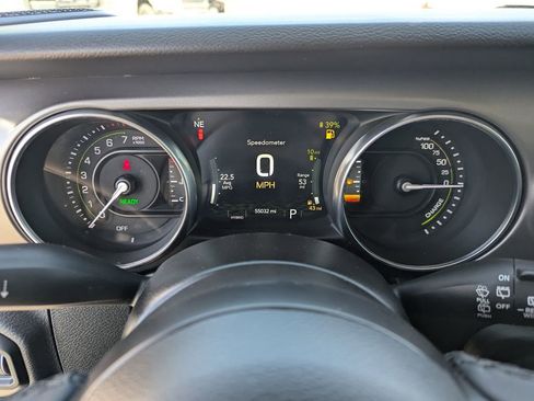 Used 2023 Jeep Wrangler Unlimited AWD/4WD image 24