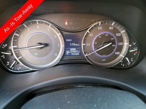 Used 2014 INFINITI QX80 4WD w/ Deluxe Touring Package image 37