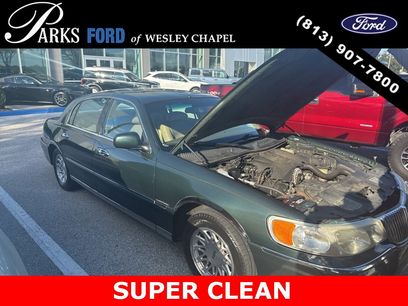 Used 1998 Lincoln Town Car Signature