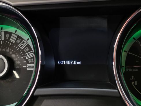 Used 2013 Ford Mustang GT Premium w/ Comfort Pkg RWD image 7