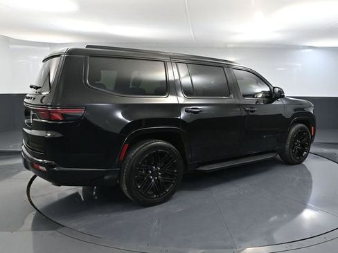 Used 2022 Jeep Wagoneer Series II image 6