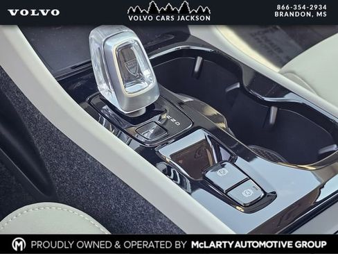 New 2026 Volvo XC40 B5 Plus w/ Protection Package Premier image 23