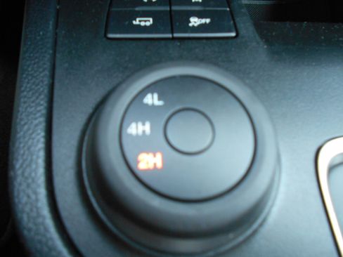 Used 2021 Ford Ranger XLT w/ Equipment Group 301A Mid image 11