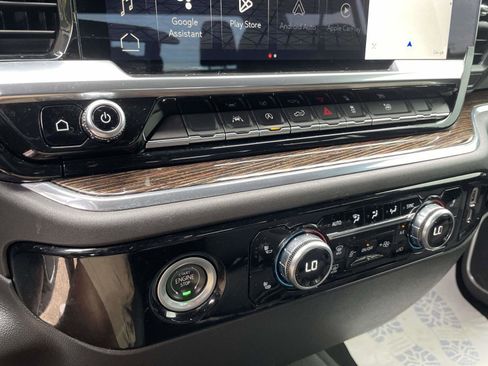 Used 2023 GMC Sierra 1500 Elevation RWD image 14