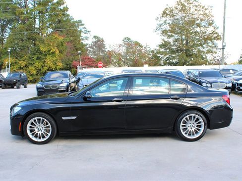 Used 2014 BMW 750Li xDrive image 4