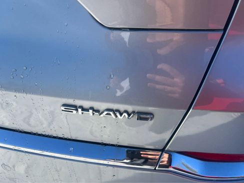 Used 2025 Acura MDX A-Spec image 11