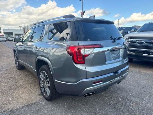 Used 2021 GMC Acadia Denali w/ Denali Technology Package image 9