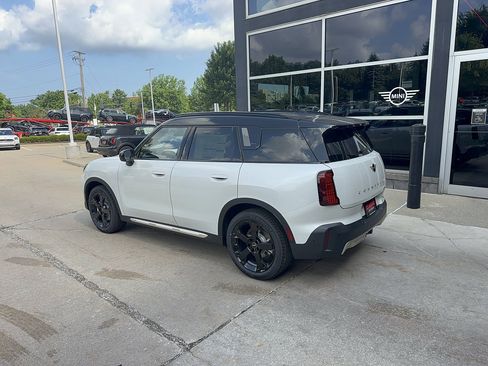 New 2027 MINI Cooper Countryman S w/ Comfort Package Max AWD/4WD image 4