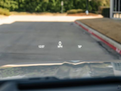 Used 2026 Ford F450 Platinum w/ FX4 Off-Road Package AWD/4WD image 95