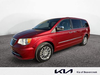Used 2013 Chrysler Town & Country Touring-L w/ Driver Convenience Group