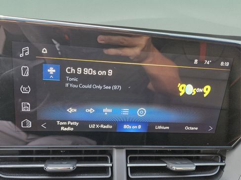 Used 2025 Chevrolet Trax RS w/ Driver Confidence Package image 12