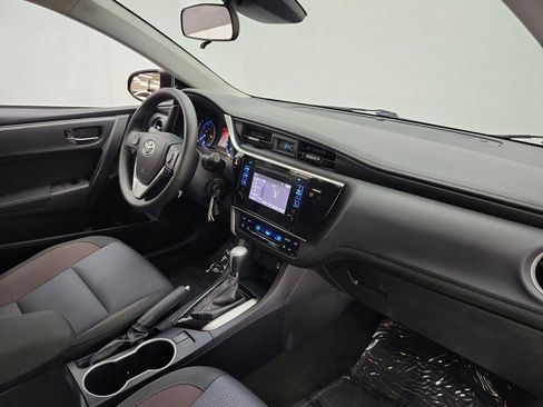 Used 2017 Toyota Corolla LE FWD image 21