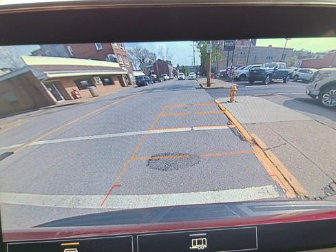 Used 2021 GMC Yukon XL SLT AWD/4WD image 21