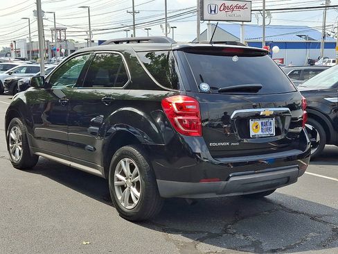 Used 2017 Chevrolet Equinox LT w/ Convenience Package AWD/4WD image 3