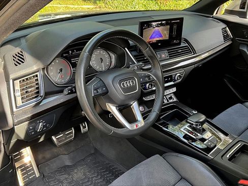 Used 2022 Audi SQ5 Premium image 14