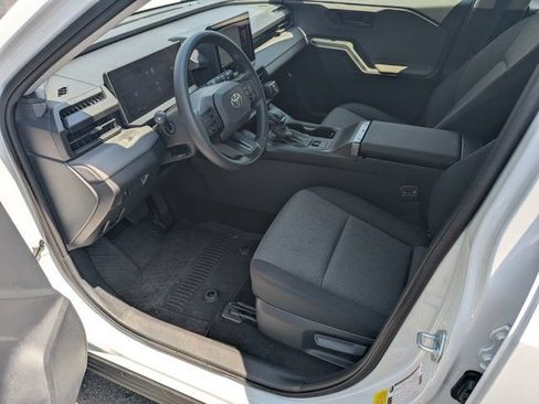 Used 2026 Toyota RAV4 LE AWD/4WD image 9