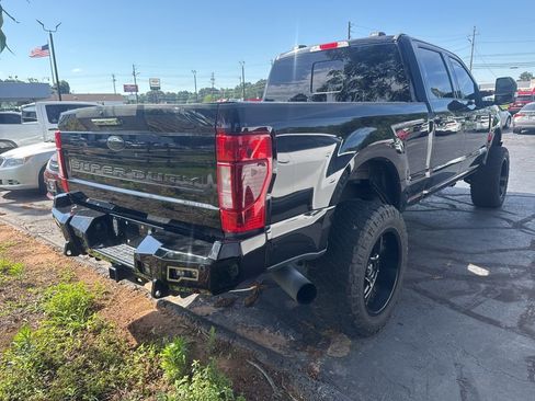 Used 2021 Ford F250 Lariat w/ FX4 Off-Road Package AWD/4WD image 2