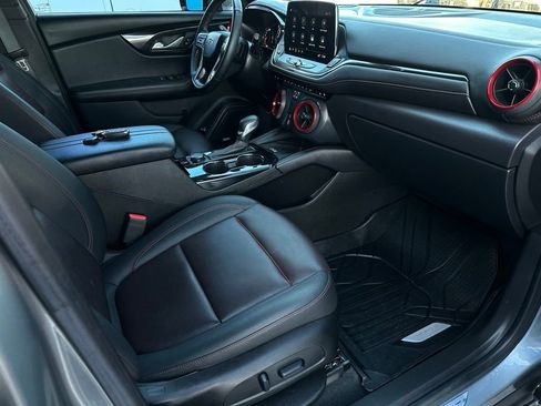 Used 2024 Chevrolet Blazer RS w/ Enhanced Convenience Package image 17