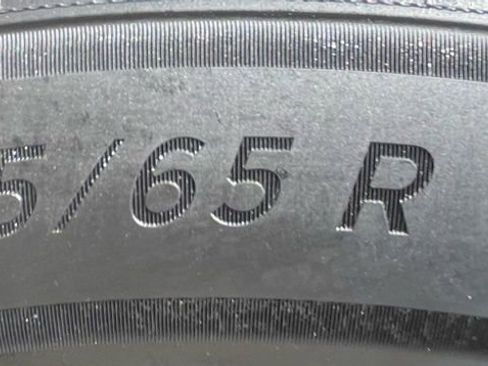 Used 2019 Dodge Grand Caravan SXT FWD image 16