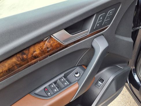 Used 2018 Audi Q5 2.0T Premium Plus w/ Premium Plus Package image 9