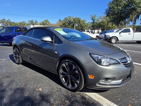 Used 2018 Buick Cascada Premium image 14