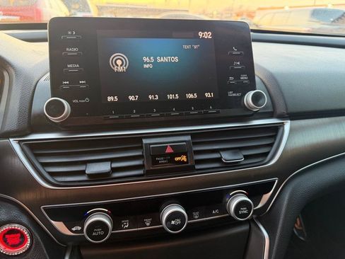 Used 2018 Honda Accord LX image 22
