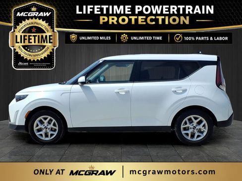 Used 2024 Kia Soul LX w/ Option Group 015 FWD image 7