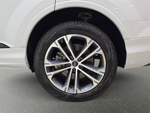 Certified 2025 Audi Q7 2.0T Premium Plus w/ Premium Plus Package image 34
