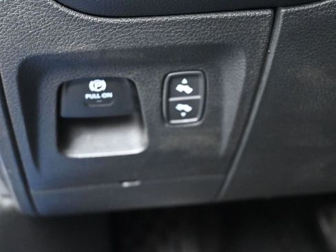 Used 2025 RAM 1500 Laramie w/ Night Edition AWD/4WD image 18