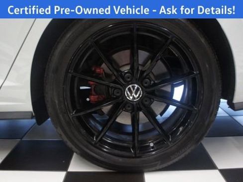 Used 2024 Volkswagen Jetta GLI 40th Anniversary Edition FWD image 56