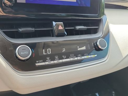 Certified 2023 Toyota Corolla LE FWD image 18