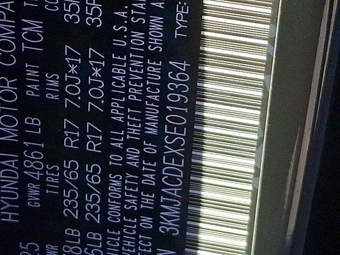 Used 2025 Hyundai Tucson SE image 27