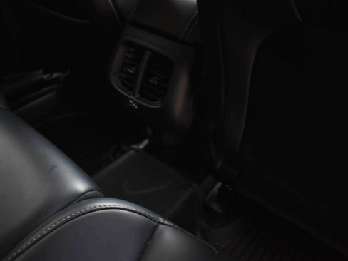 Used 2018 Jeep Cherokee Limited AWD/4WD image 47