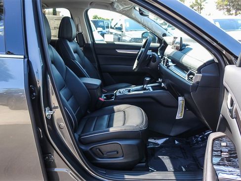 New 2025 MAZDA CX-5 AWD 2.5 S w/ Premium Plus Pkg image 16