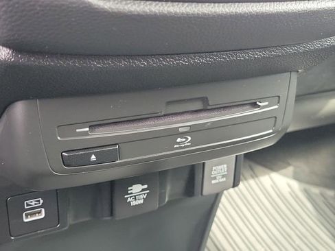 Used 2024 Honda Odyssey Touring image 27