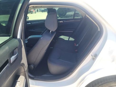 Used 2023 Chrysler 300 Touring w/ Sport Appearance Package RWD image 20